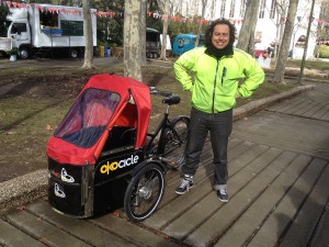 Carlos y sus Cargo Bikes nuestro amigo siempre al quite de nuevos proyectos